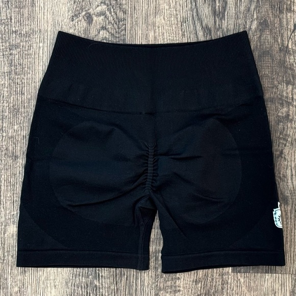 NWOT Darc Sport Everson Seamless Training Shorts | Small - Black - Picture 2 of 3